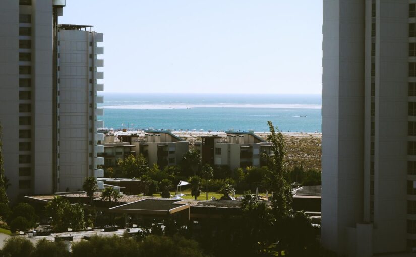 Et doloremque mollitia nisi