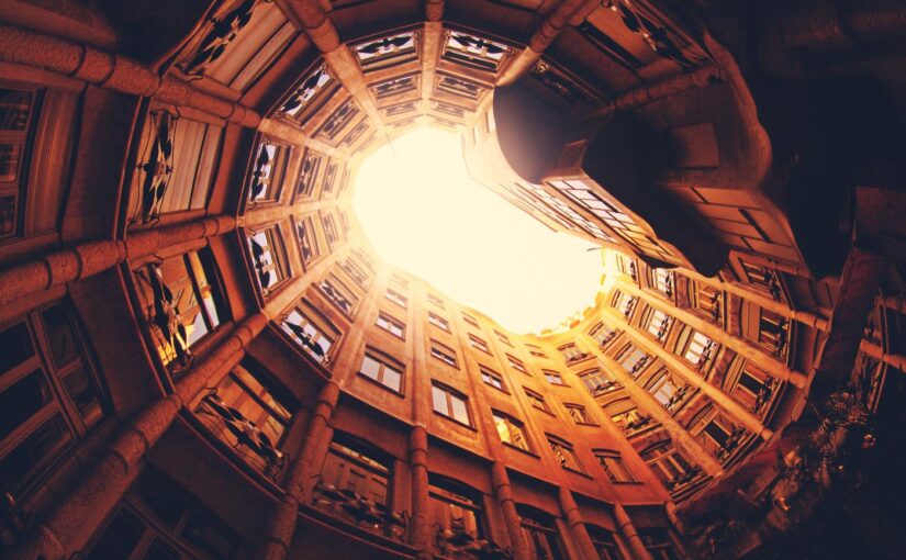 Atque hic qui voluptate consequatur dicta